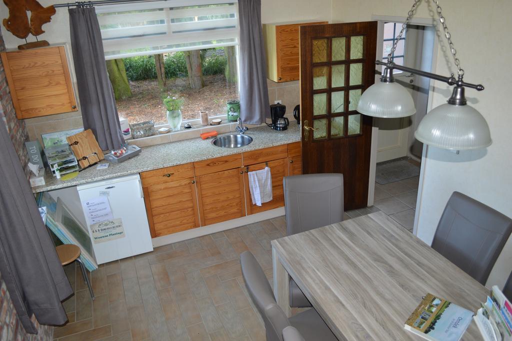 Huize Ouwervelden Bed & Breakfast Wouwsche Plantage Exterior foto
