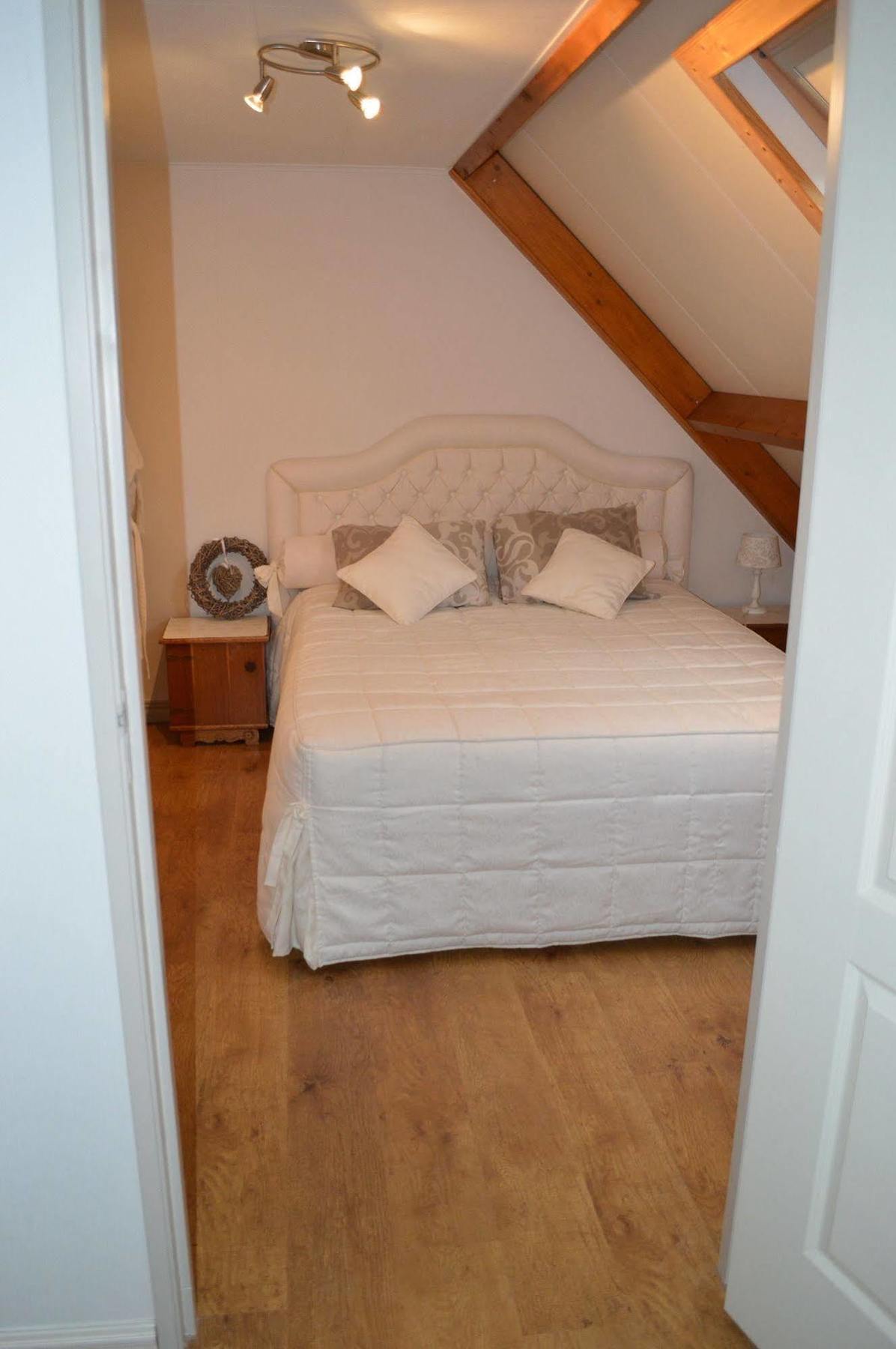 Huize Ouwervelden Bed & Breakfast Wouwsche Plantage Exterior foto
